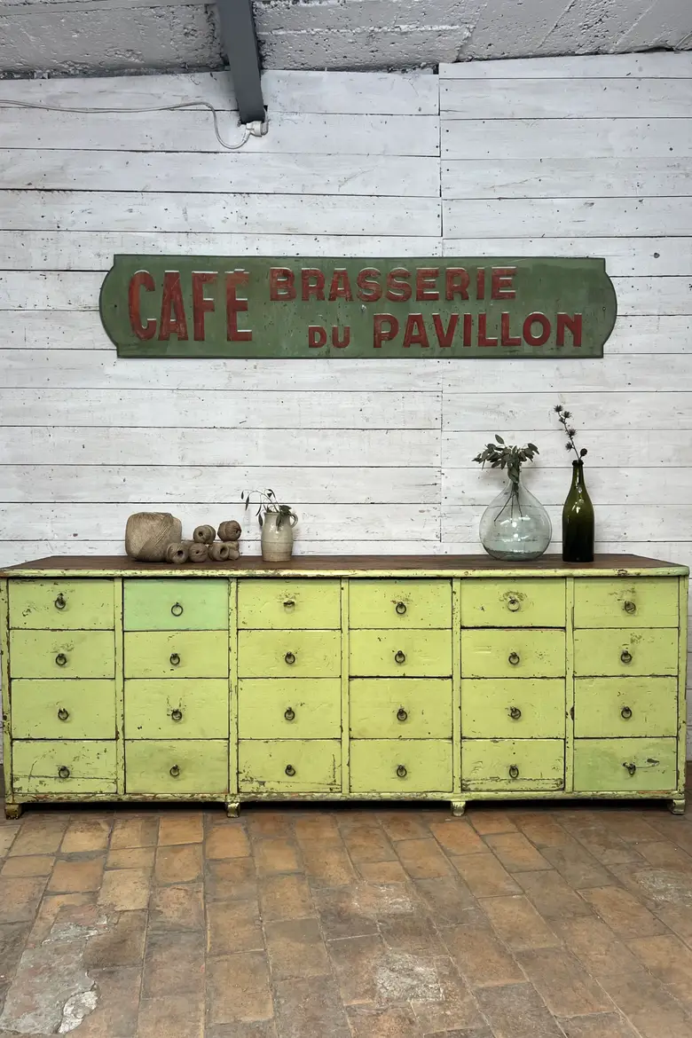 Ancien meuble d’atelier – XIXe siècle – Art populaire