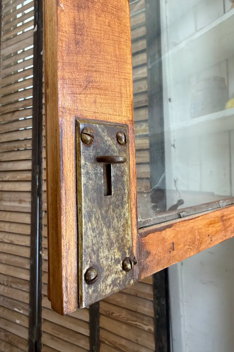 Ancien meuble de bijoutier en merisier – fin XIXe