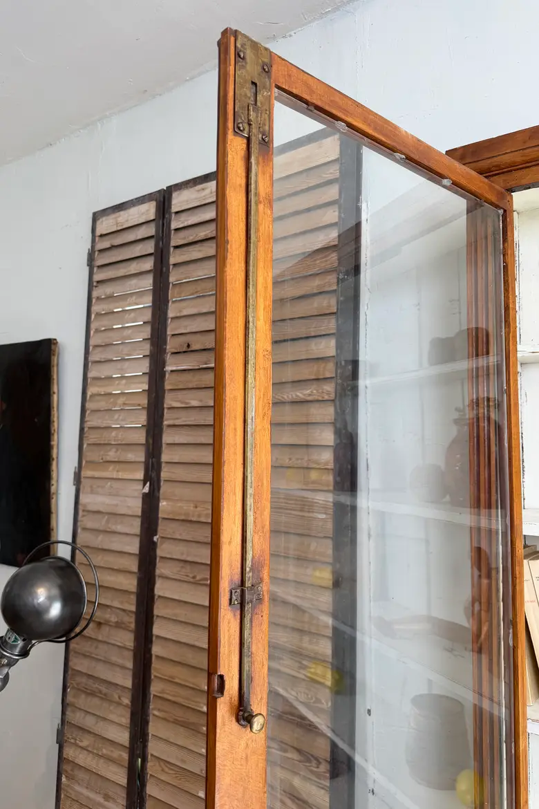 Ancien meuble de bijoutier en merisier – fin XIXe