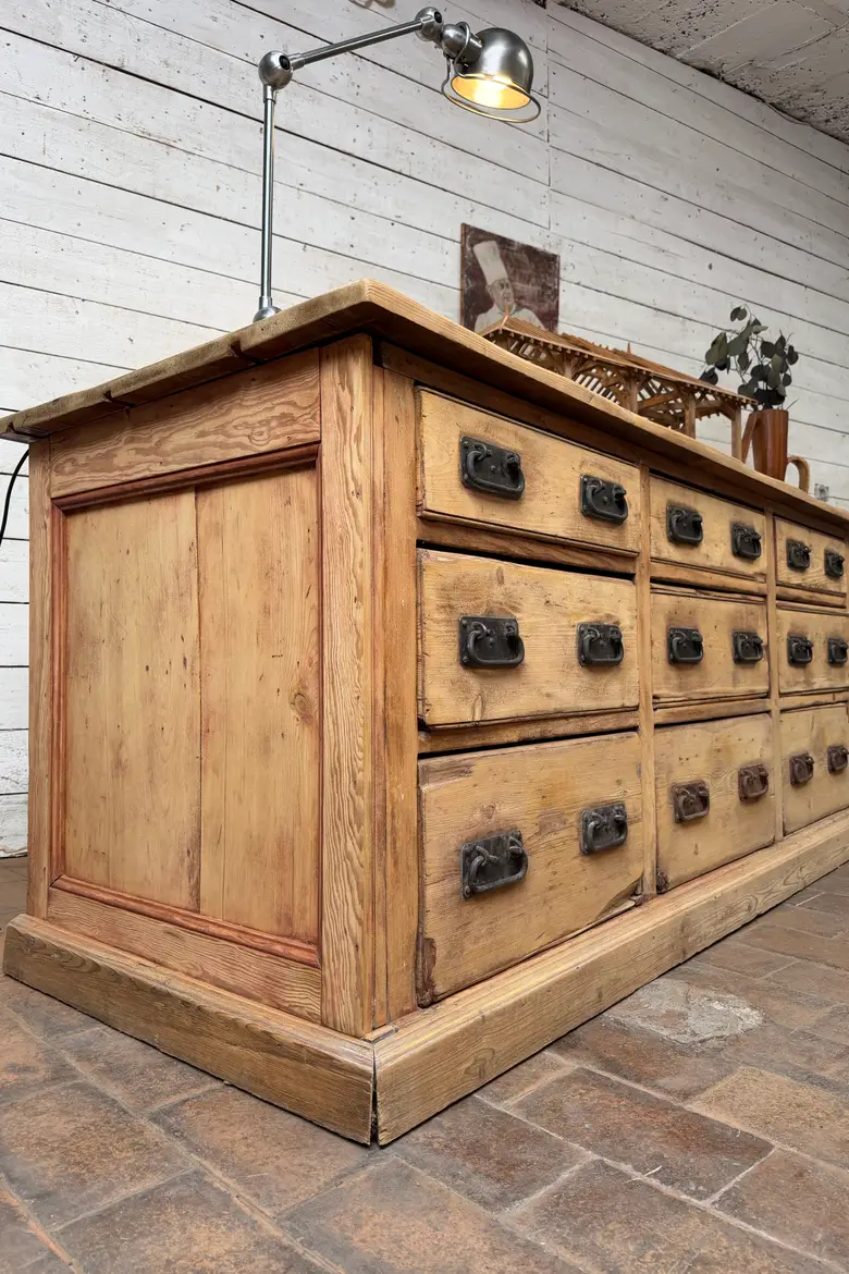 Ancien meuble de boulangerie – XIXe
