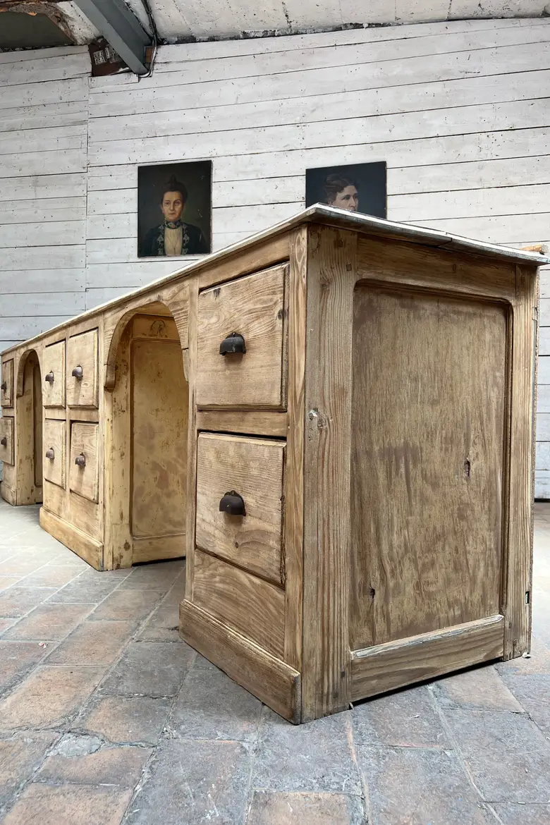 Ancien meuble de commerce – Fin XIXe