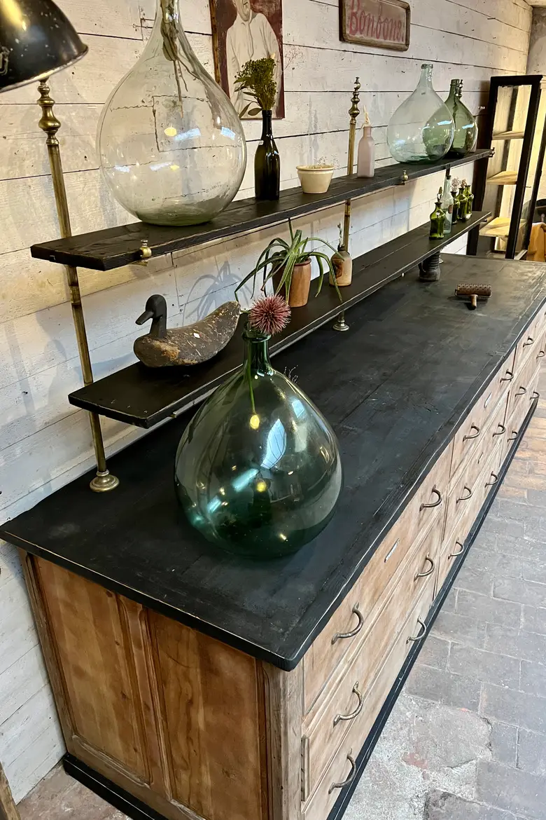 Ancien meuble de confiserie en hêtre Début XXème
