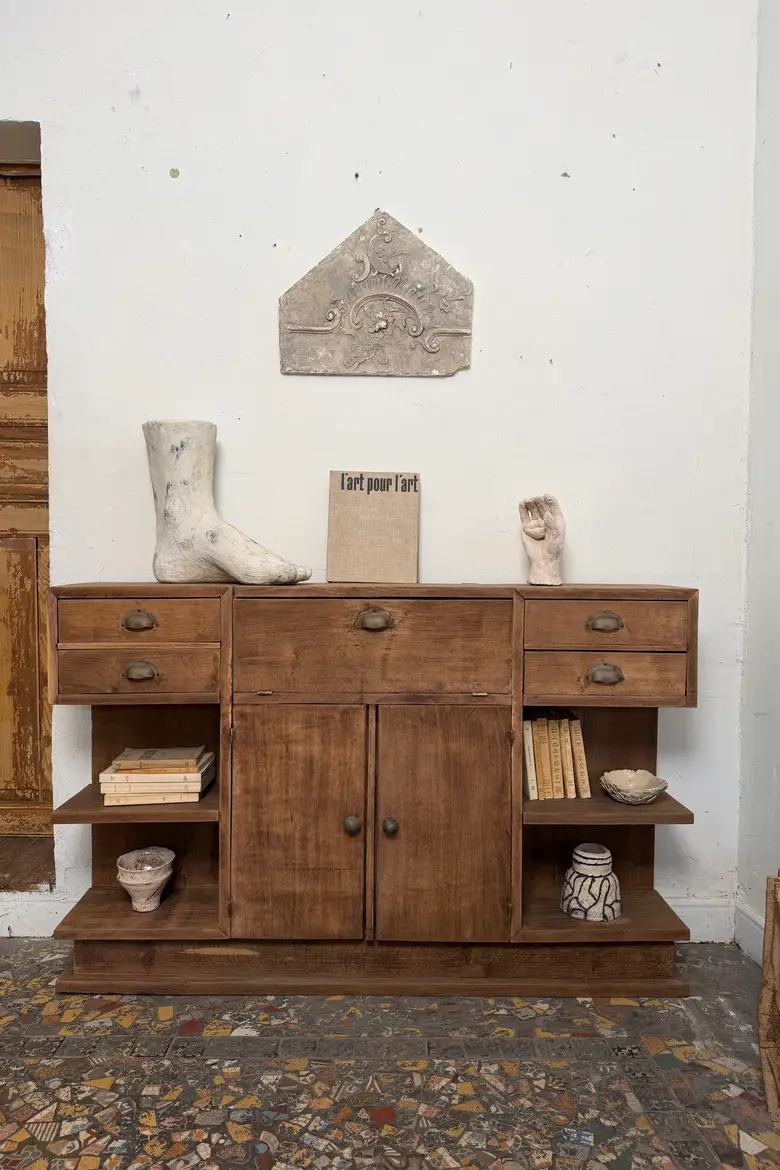 Ancien meuble de magasin en chêne massif – Art populaire