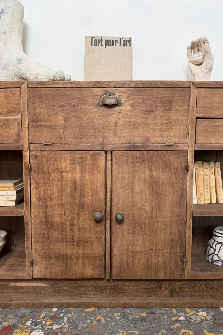 Ancien meuble de magasin en chêne massif – Art populaire