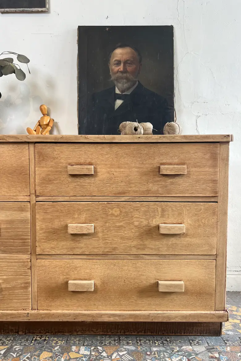Ancien meuble de mercerie en chêne – Années 50