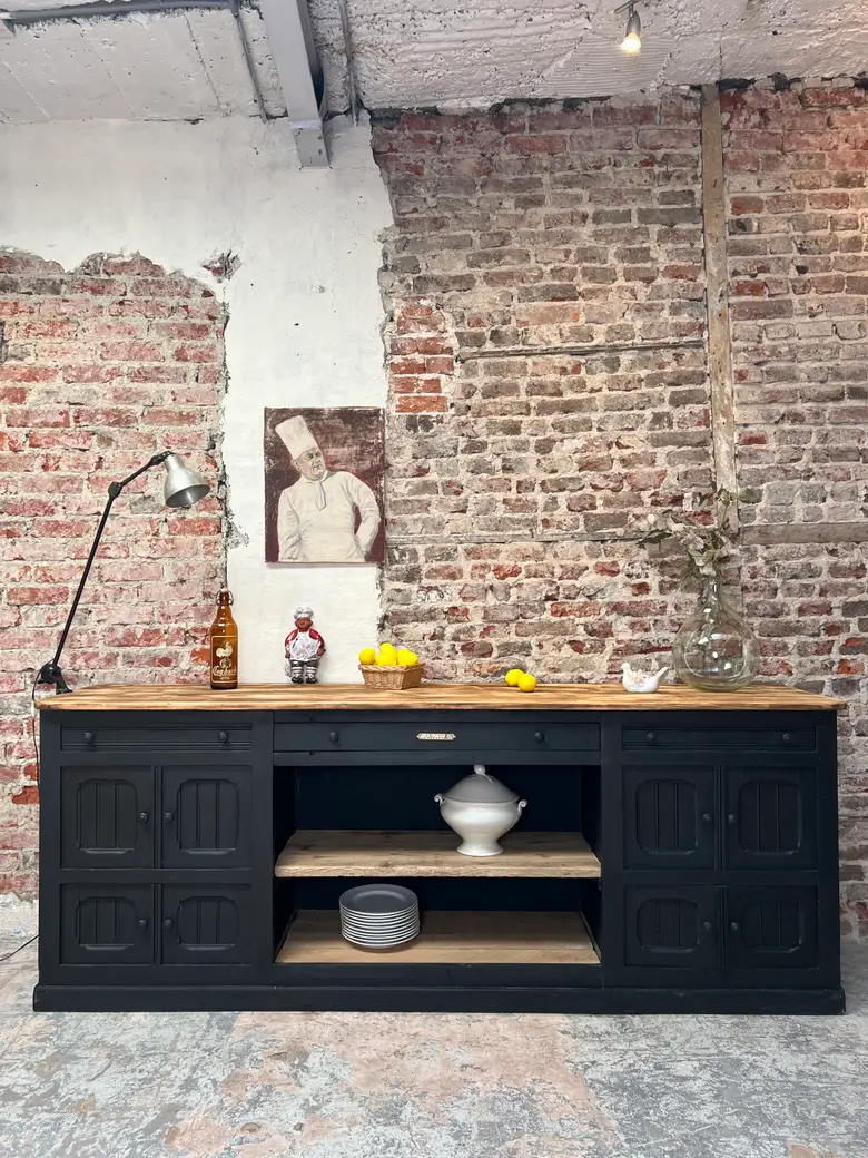 Ancien meuble de métier