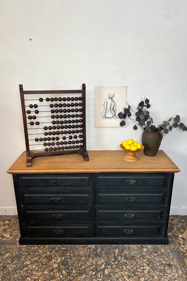 Ancien meuble de métier à tiroirs