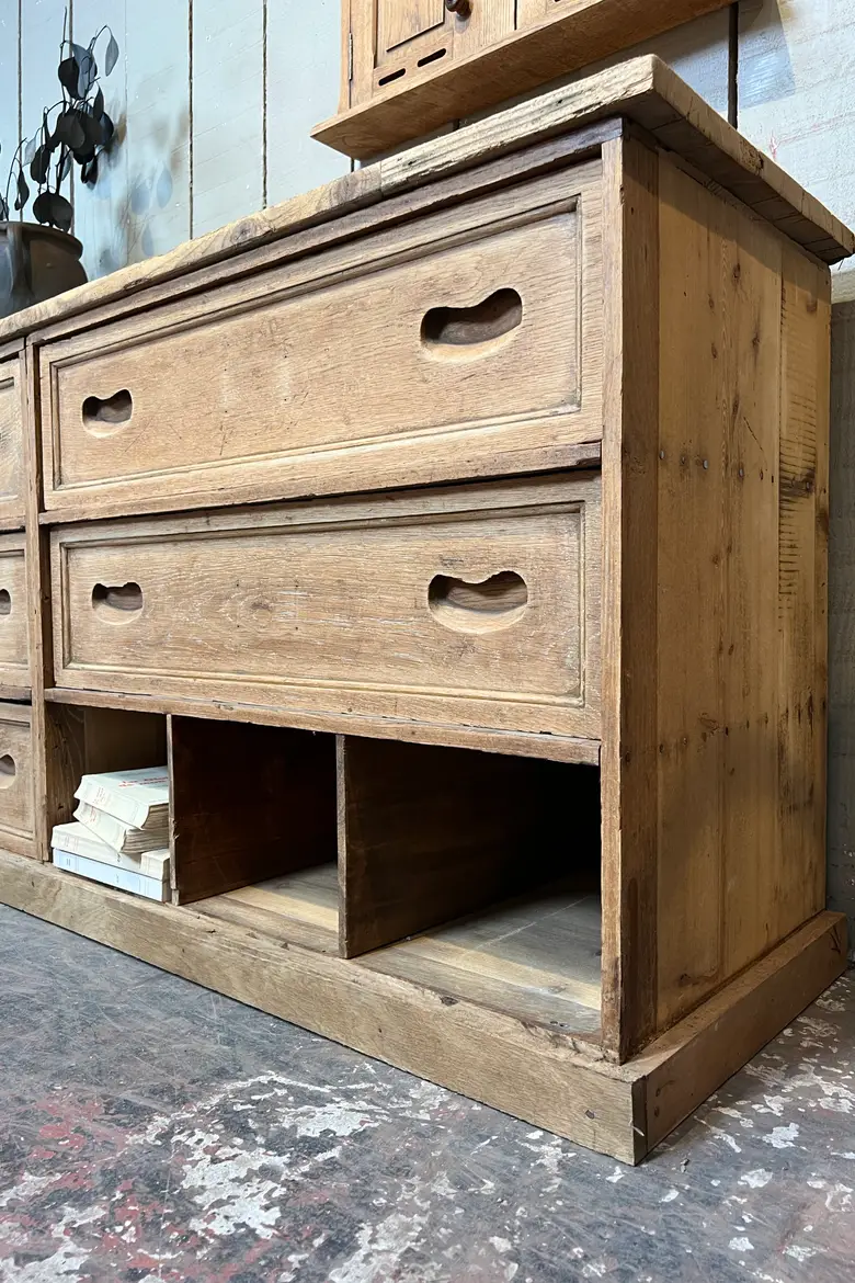 Ancien meuble de métier – années 50