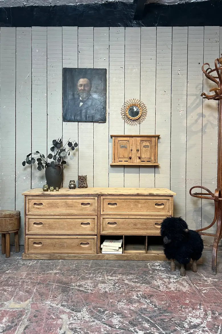 Ancien meuble de métier – années 50