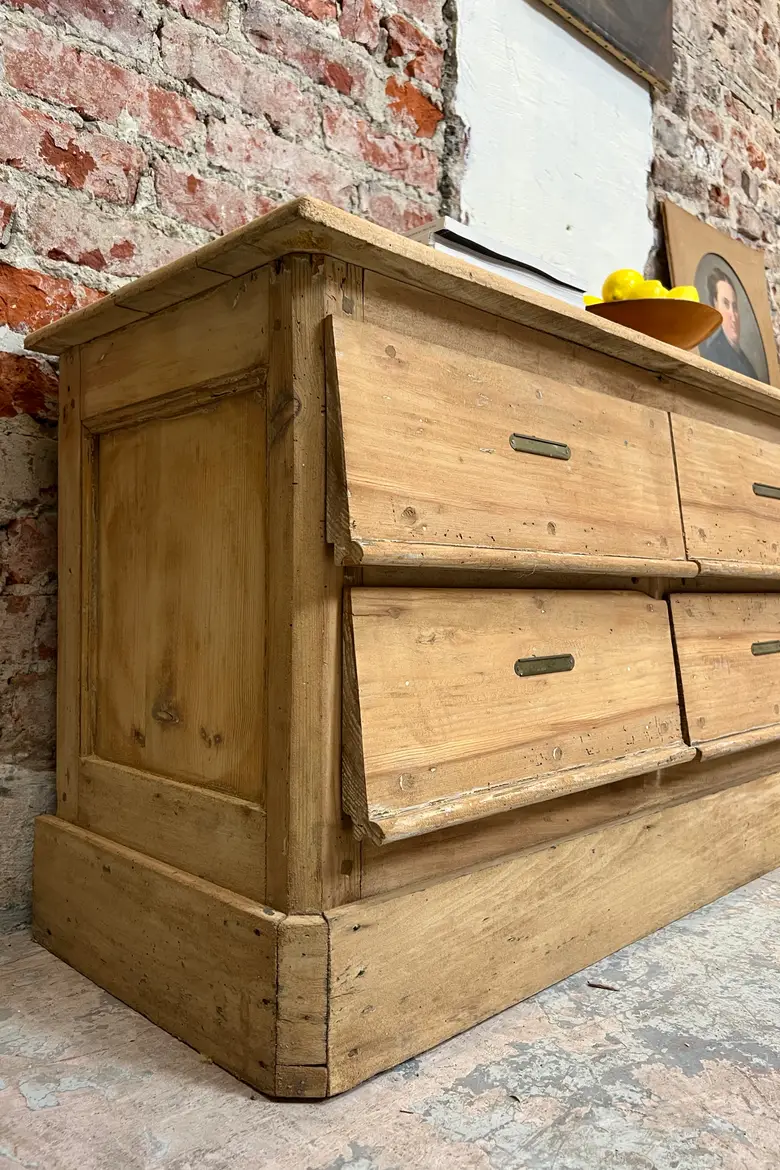 Ancien meuble de métier – début XXe siècle