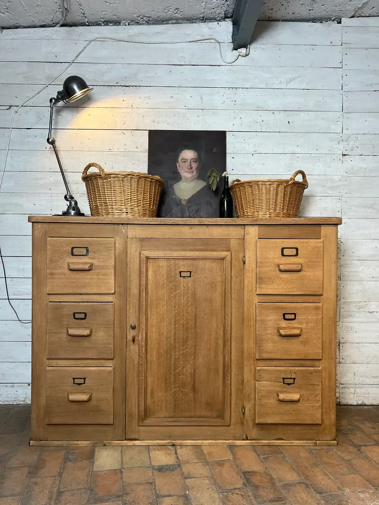 Ancien meuble de métier en chêne