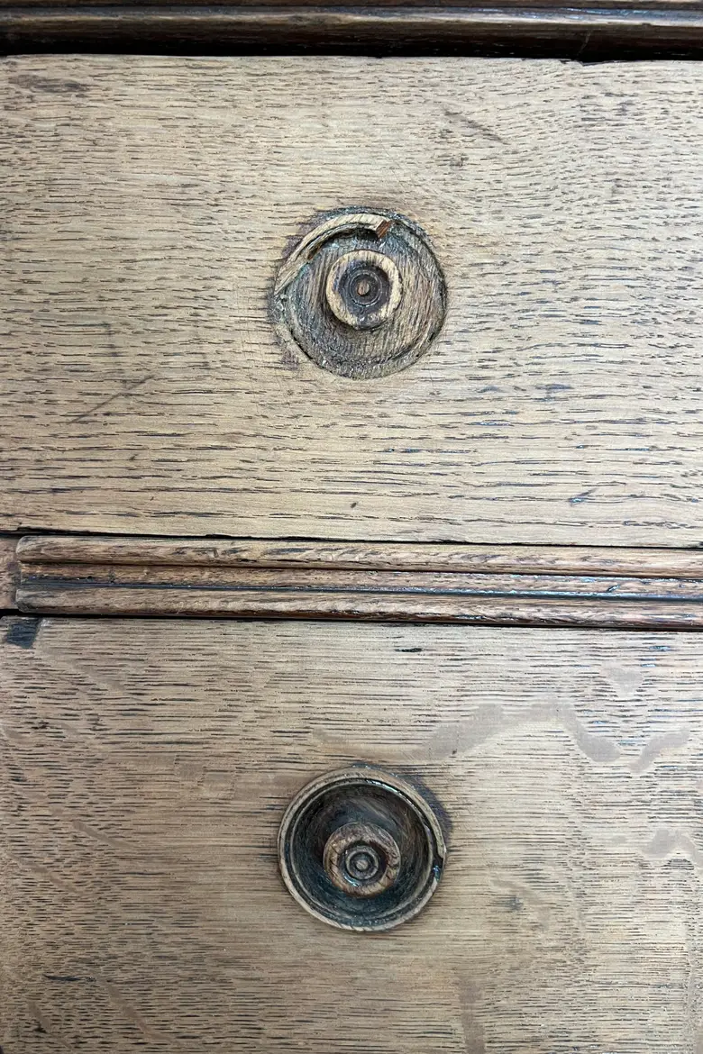 Ancien meuble de métier en chêne