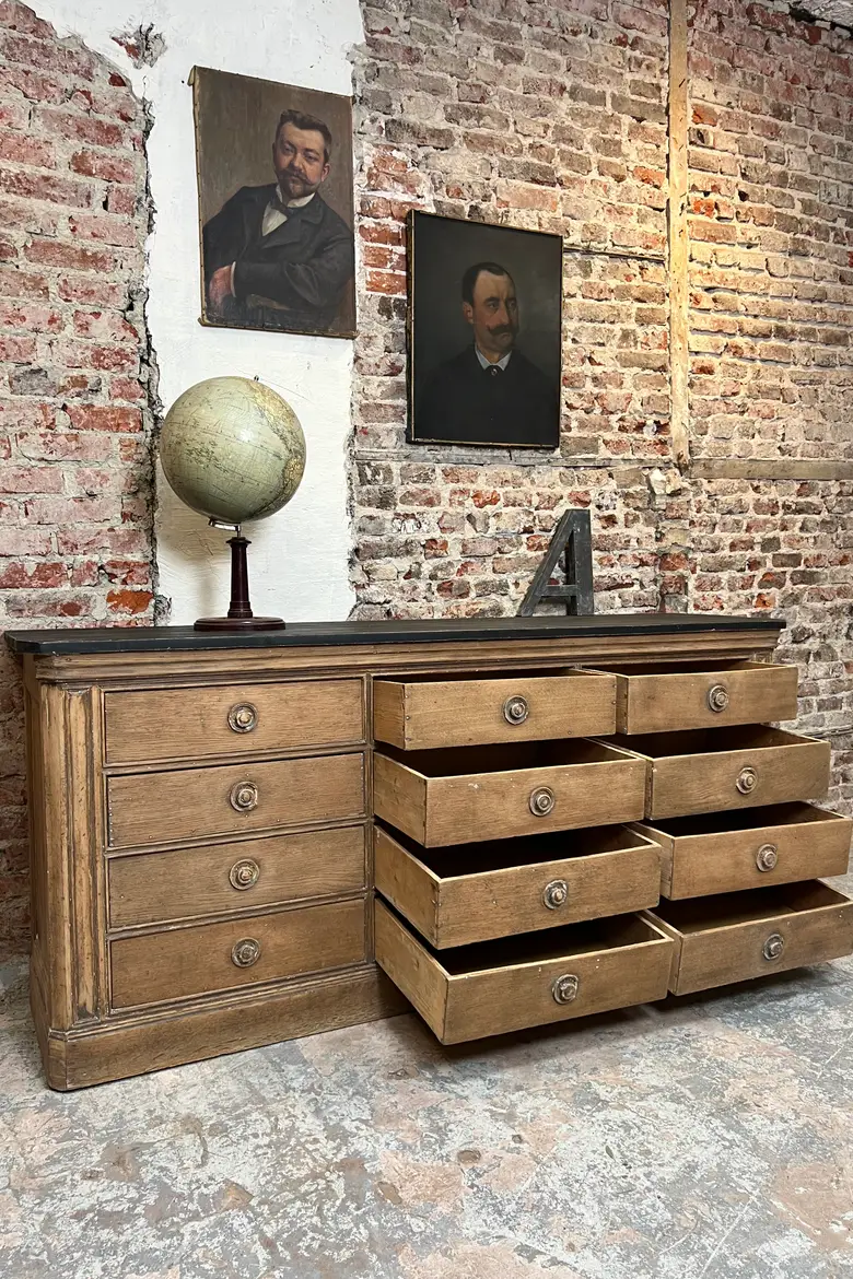 Ancien meuble de métier en chêne – XIXe siècle