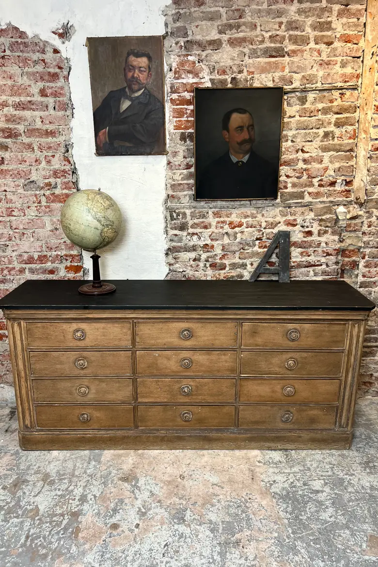 Ancien meuble de métier en chêne – XIXe siècle