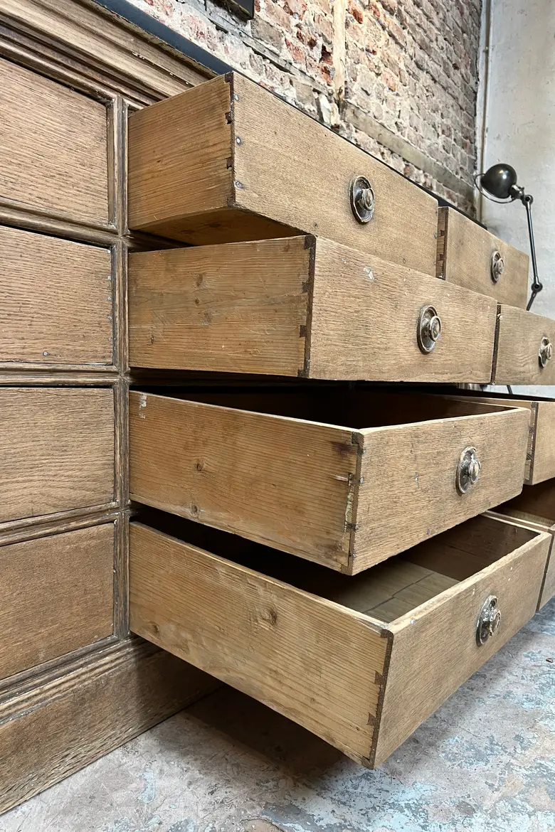 Ancien meuble de métier en chêne – XIXe siècle