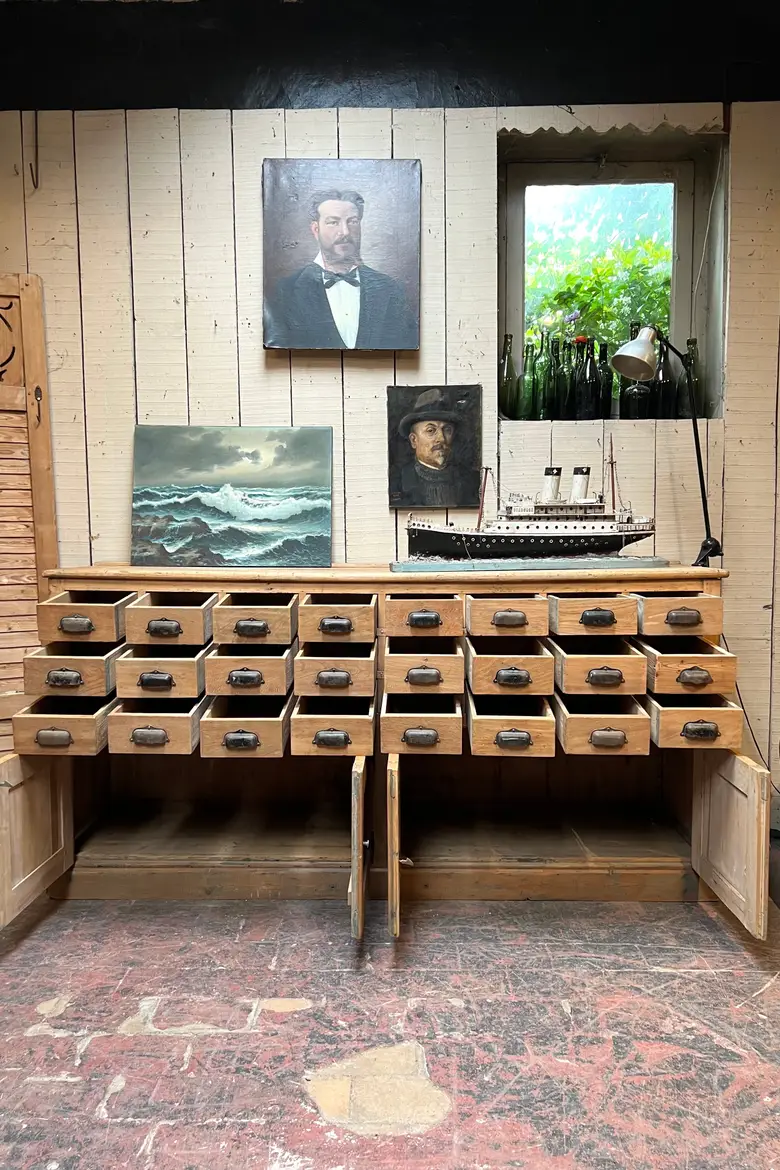Ancien meuble de métier en sapin Début XXème