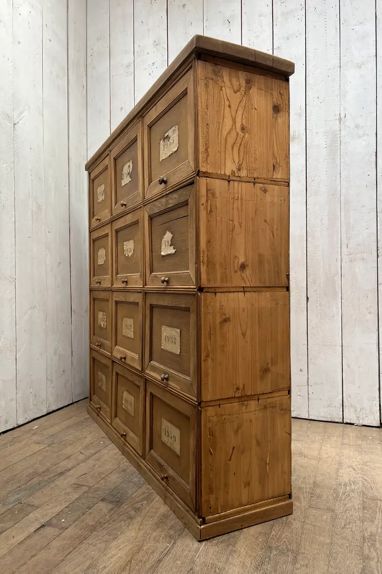 Ancien meuble de notaire à clapets – Début XXe