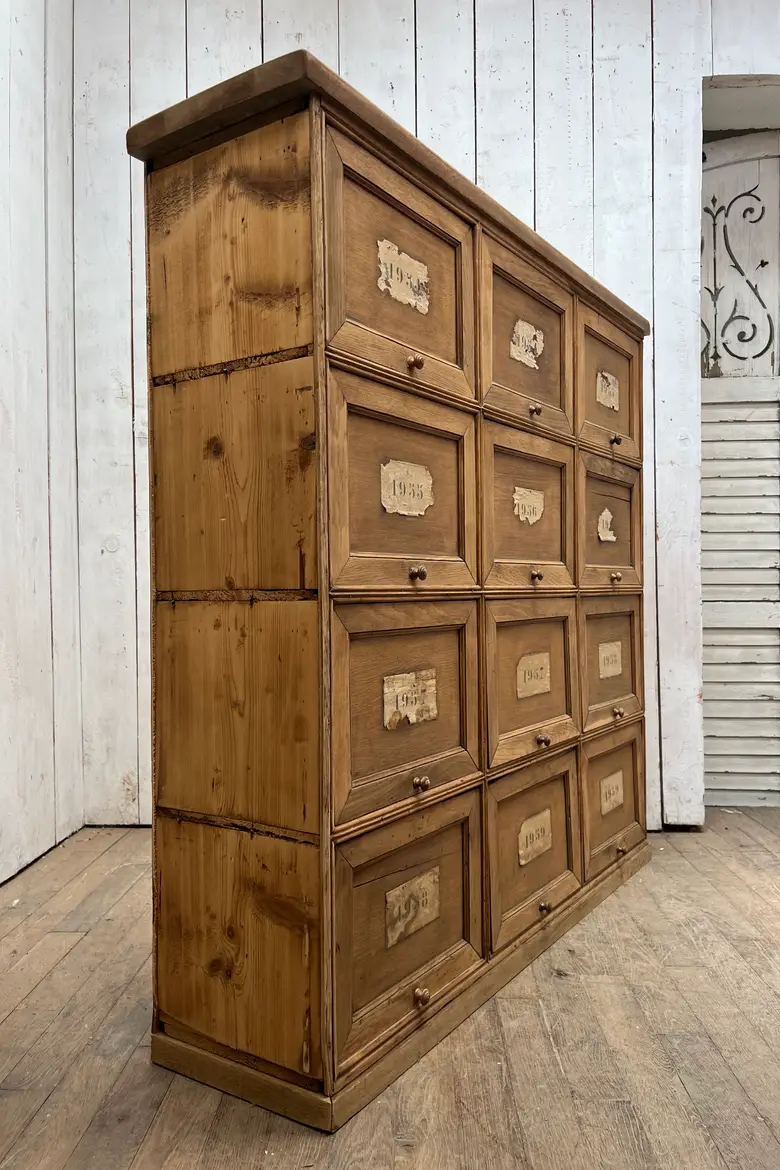 Ancien meuble de notaire à clapets – Début XXe