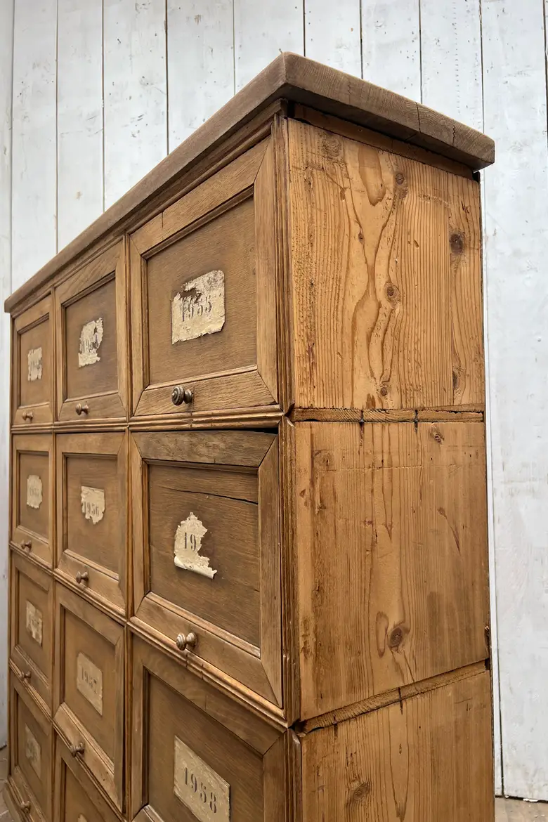 Ancien meuble de notaire à clapets – Début XXe