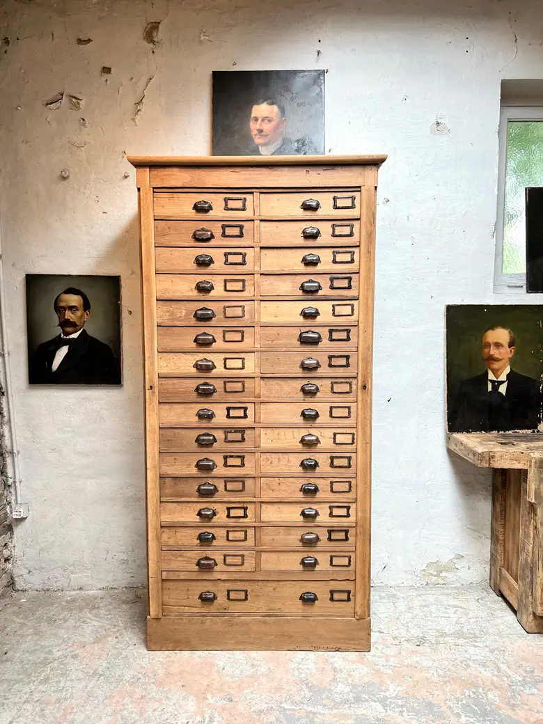Ancien meuble de notaire en chêne Début XXème