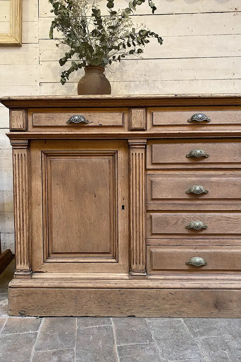 Ancien meuble de pharmacie en chêne XIXème