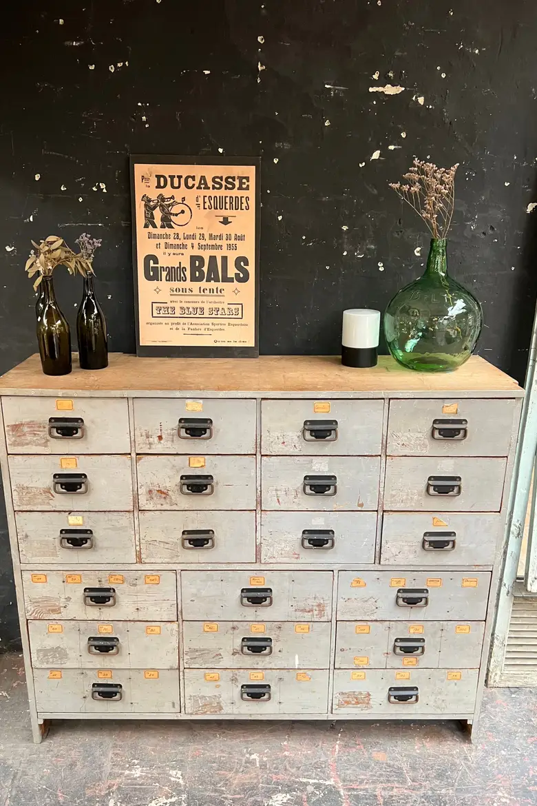 Ancien meuble de quincaillerie en bois Début XXème