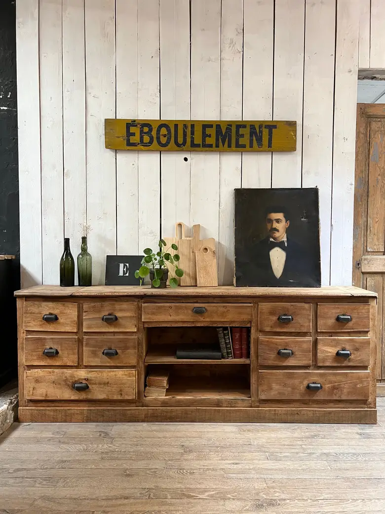 Ancien meuble d’épicerie en noyer à tiroirs Début XXème