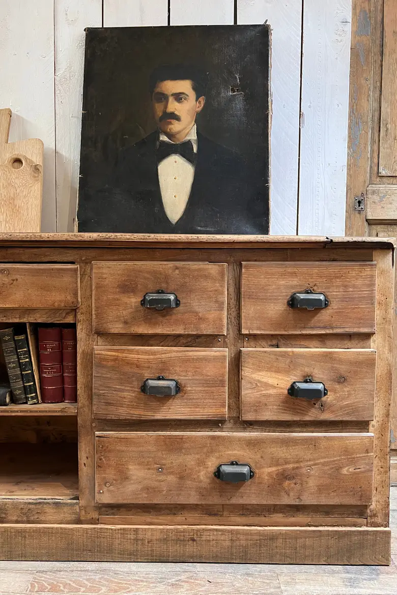 Ancien meuble d’épicerie en noyer à tiroirs Début XXème