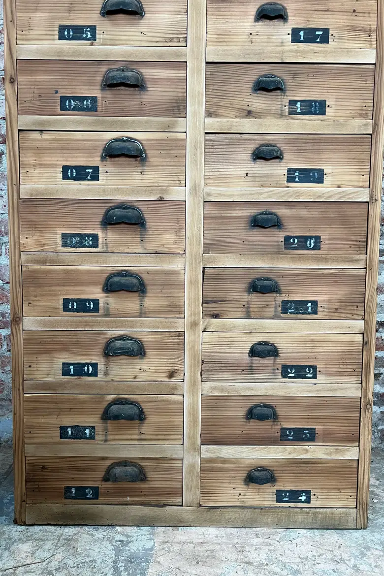 Ancien meuble d’imprimerie en sapin Début XXème