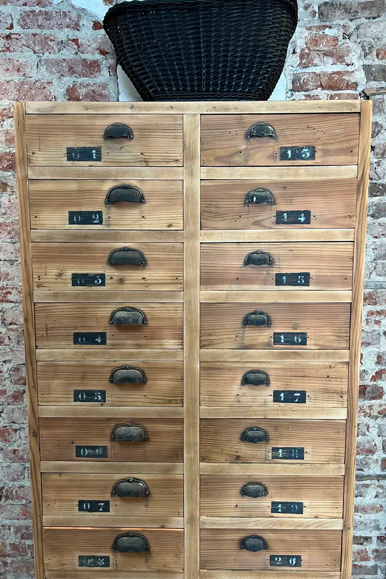 Ancien meuble d’imprimerie en sapin Début XXème