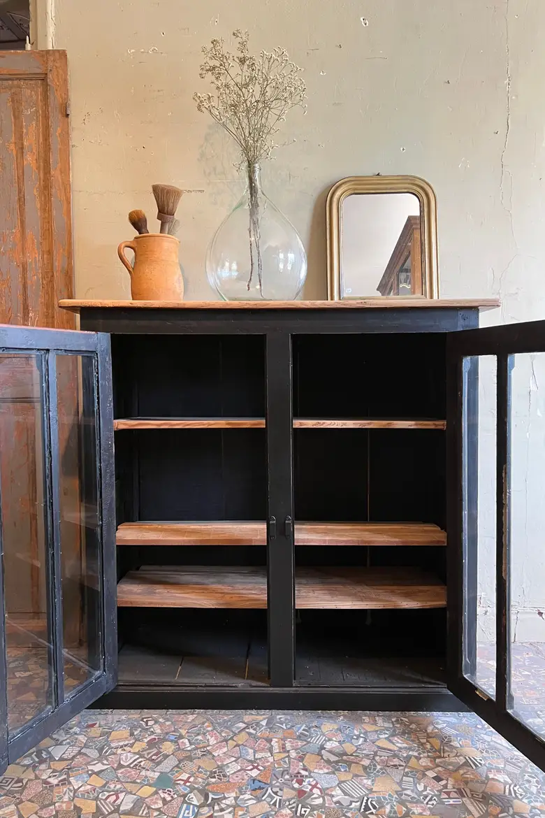 Ancien meuble vitré en bois Début XXème