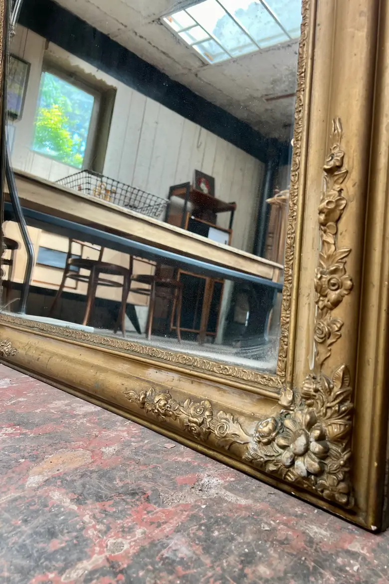 Ancien miroir doré au mercure