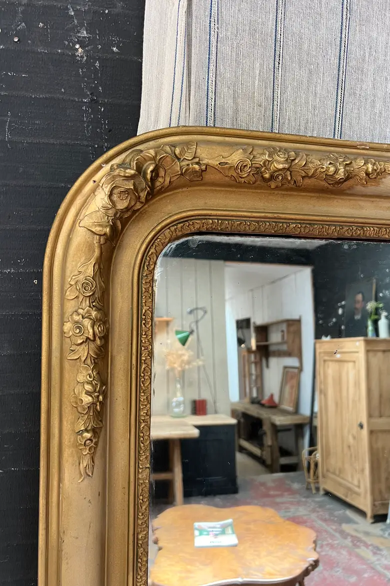 Ancien miroir doré au mercure