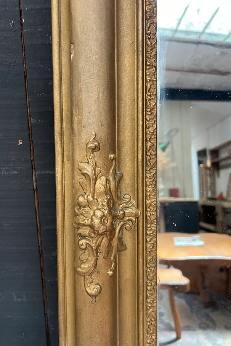 Ancien miroir doré au mercure