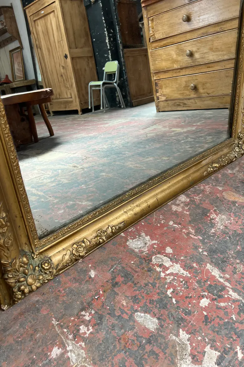 Ancien miroir doré au mercure