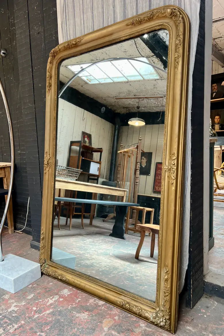 Ancien miroir doré au mercure
