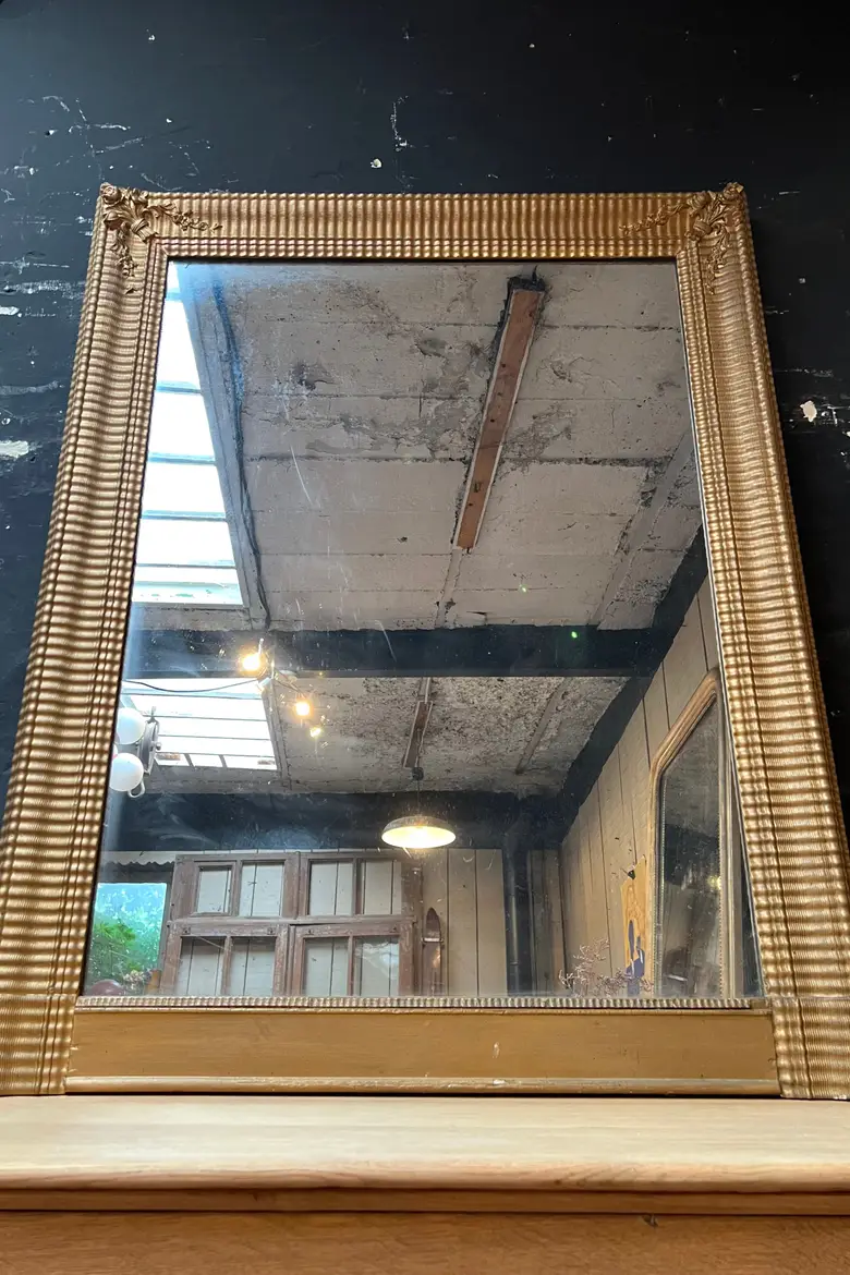 Ancien miroir doré au mercure Début XXème
