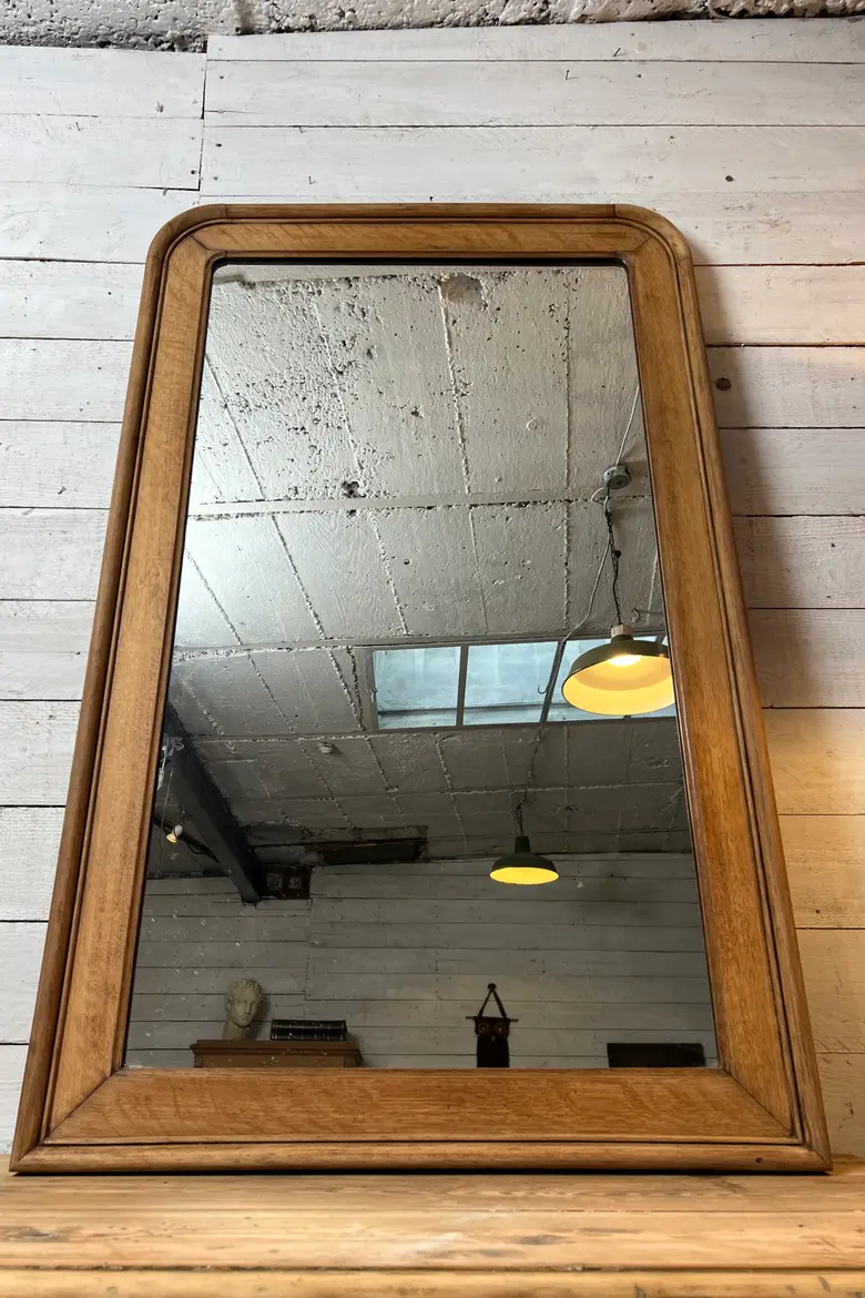 Ancien miroir en chêne