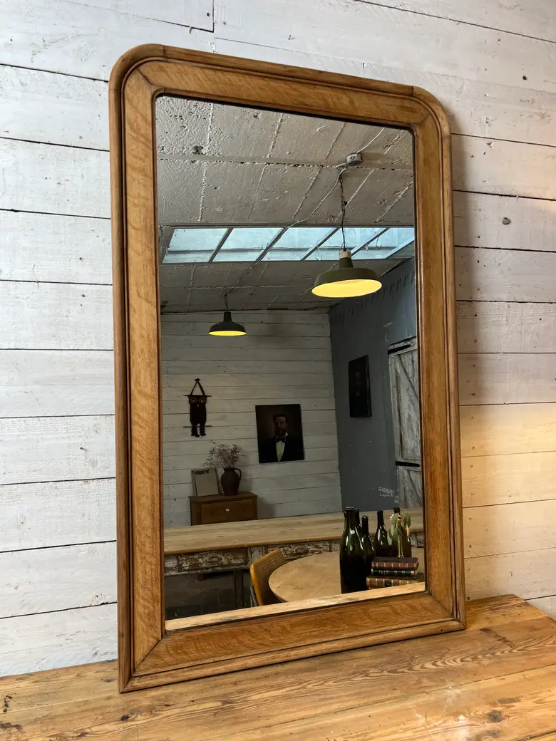 Ancien miroir en chêne