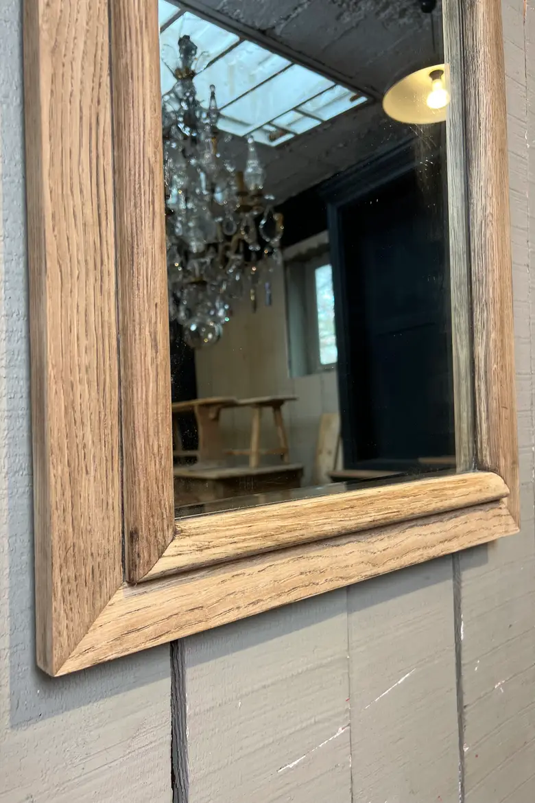 Ancien miroir en chêne