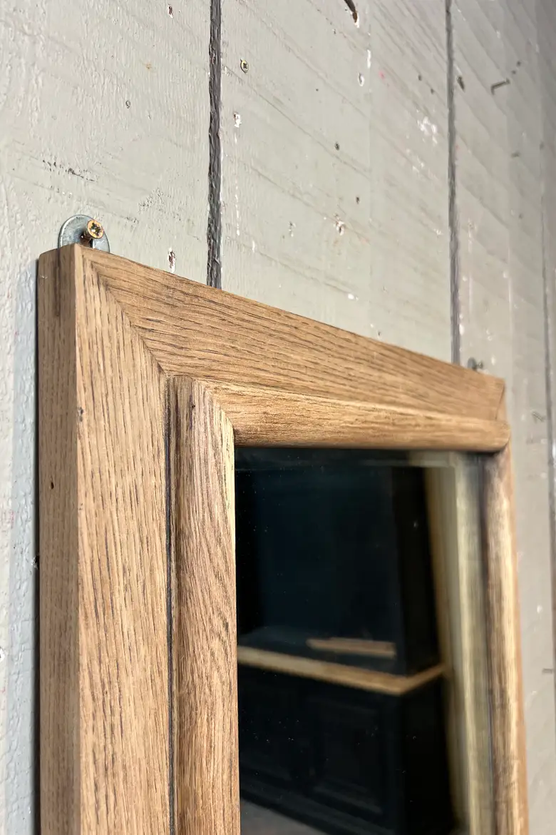 Ancien miroir en chêne
