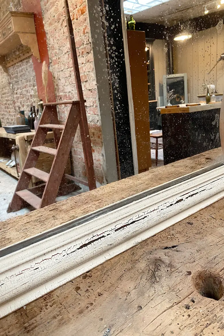 Ancien miroir patiné Début XXème