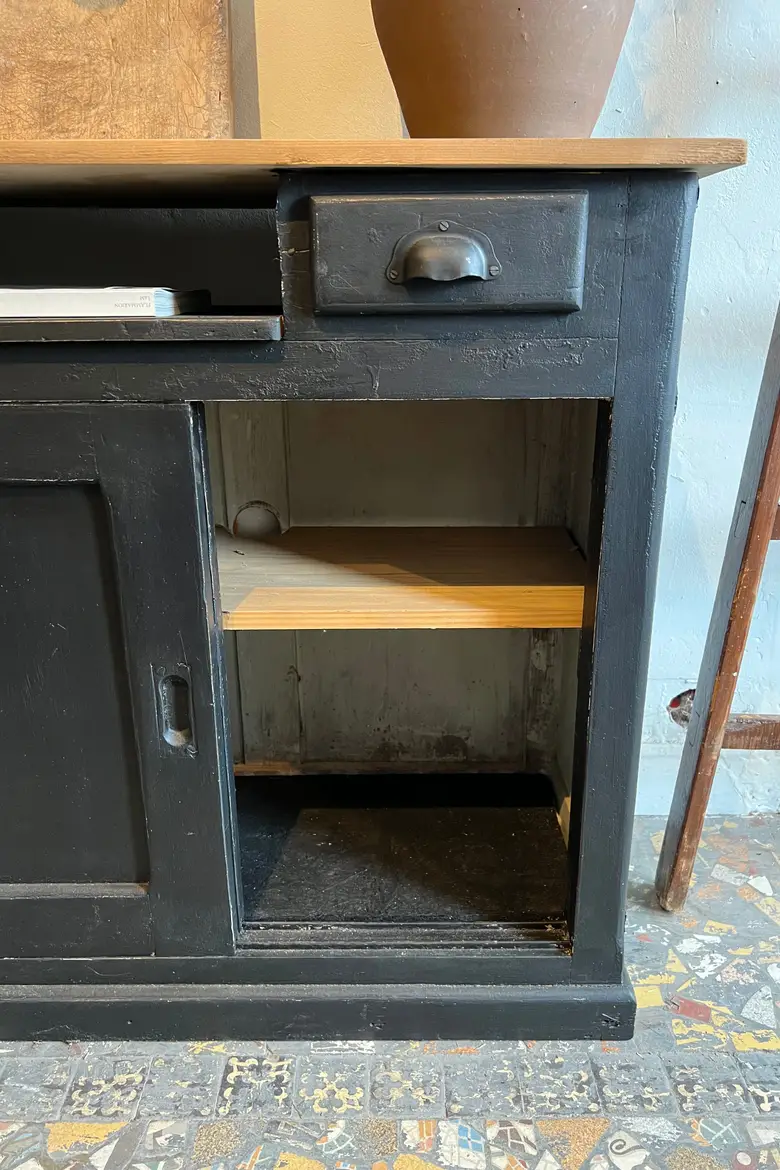 Ancien petit meuble d’atelier en bois Début XXème