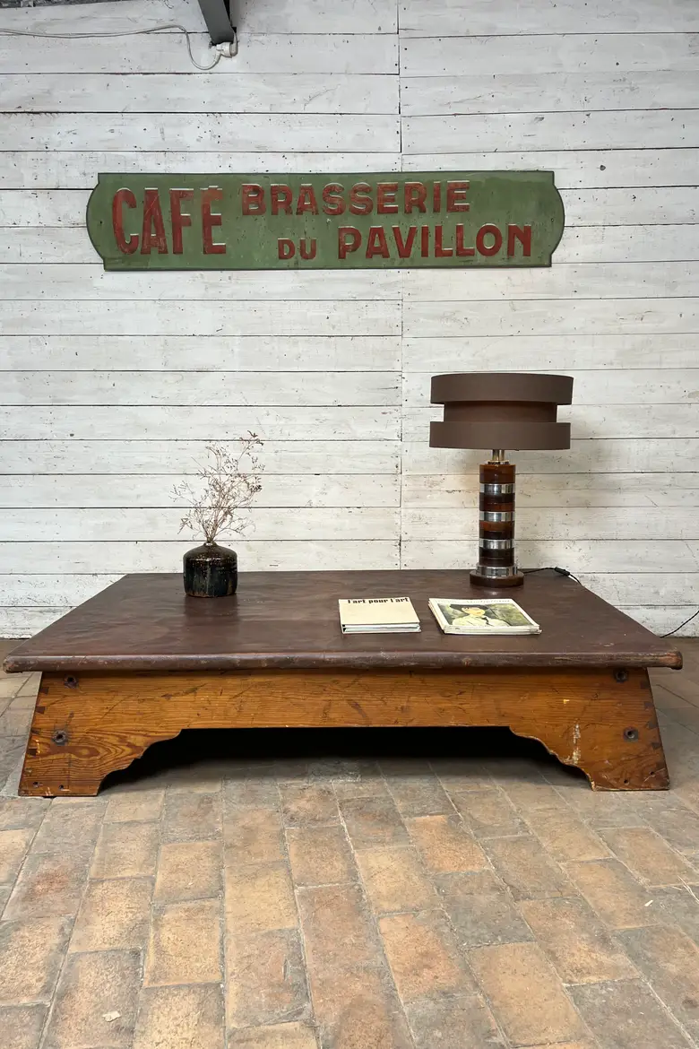 Ancien plinth de gym en cuir – Années 50 – Transformé en table basse