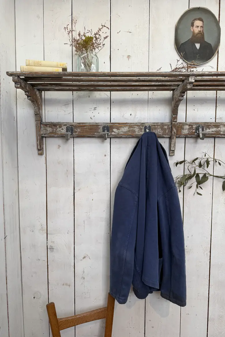 Ancien porte-manteau mural – XXe siècle