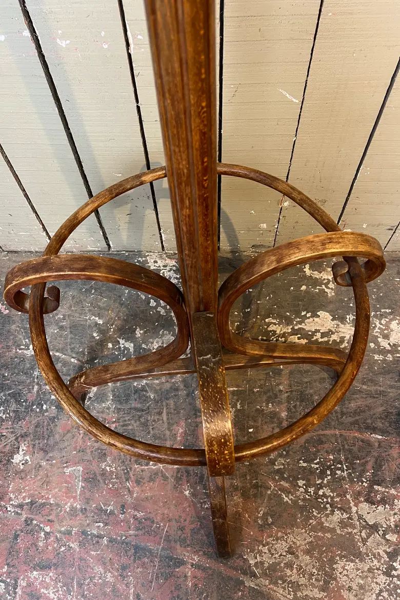 Ancien porte-manteau perroquet Thonet