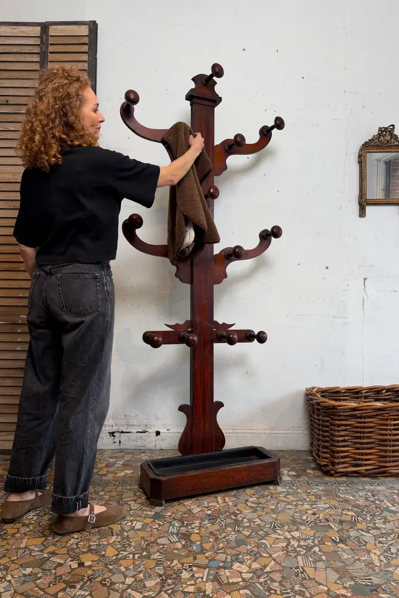 Ancien porte-manteau victorien en acajou