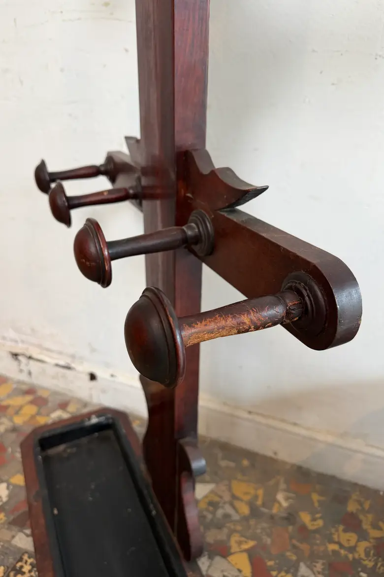 Ancien porte-manteau victorien en acajou