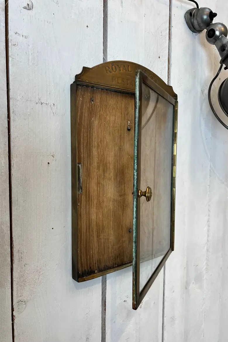 Ancien porte menu en laiton Début XXème