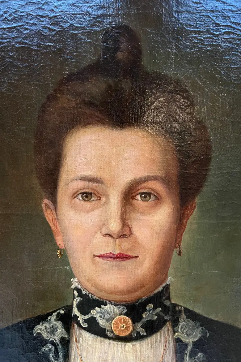 Ancien portrait d'ancêtre femme sur toile Début XXème